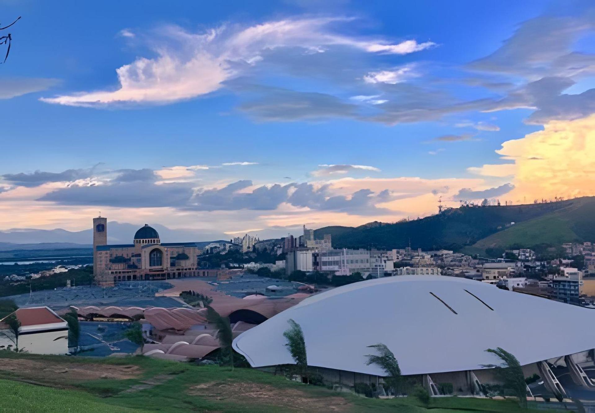 Casa ampla e confortável próxima ao Santuário Apartamento Aparecida  Exterior foto